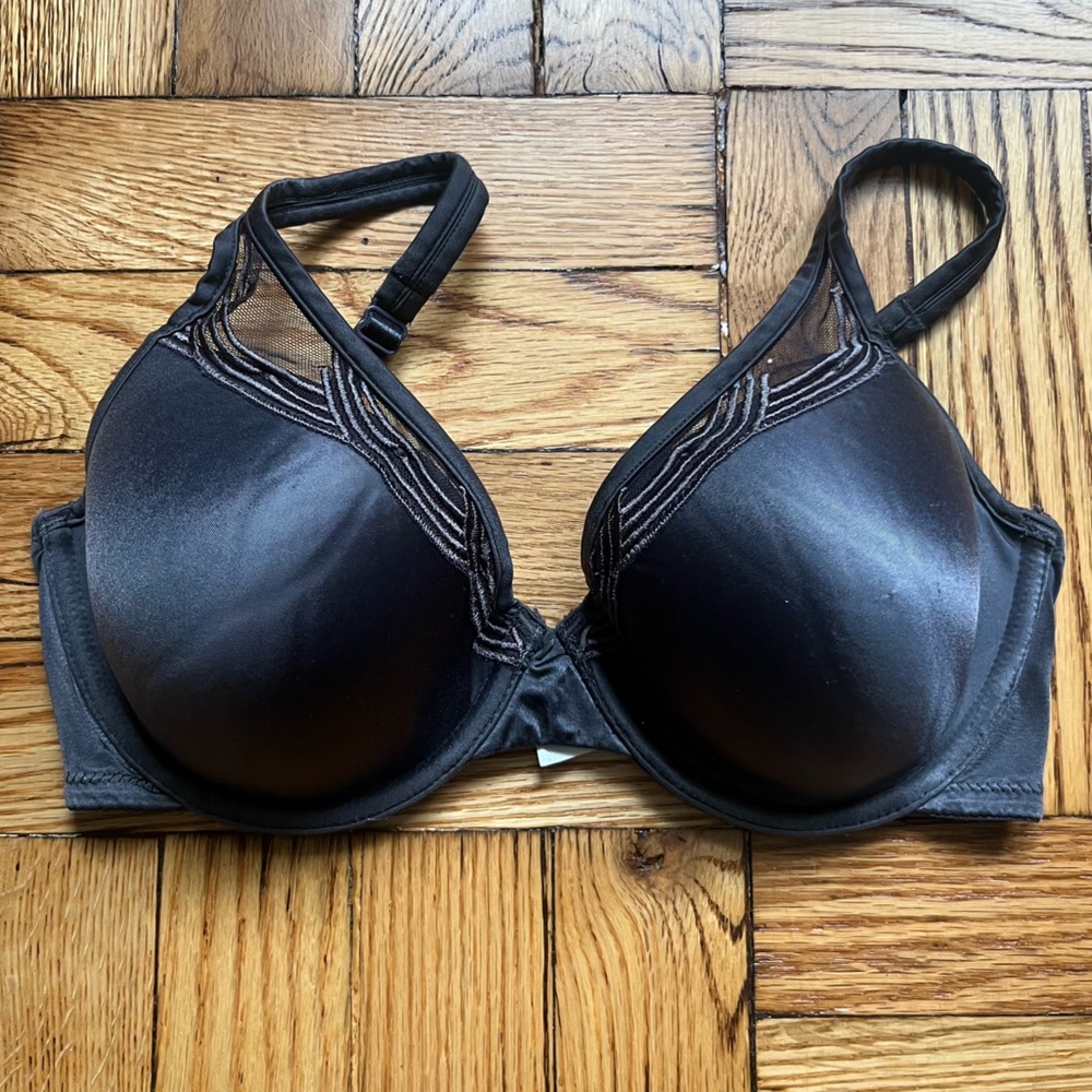 💘 Grey bra with mesh design